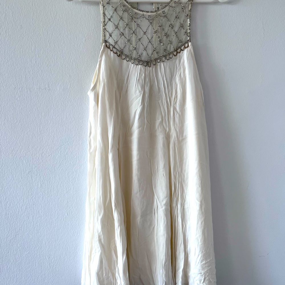 Dress - Picture 2 of 5